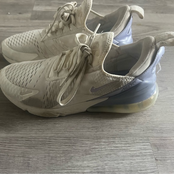 Size 10 Nike 270s - Picture 1 of 2